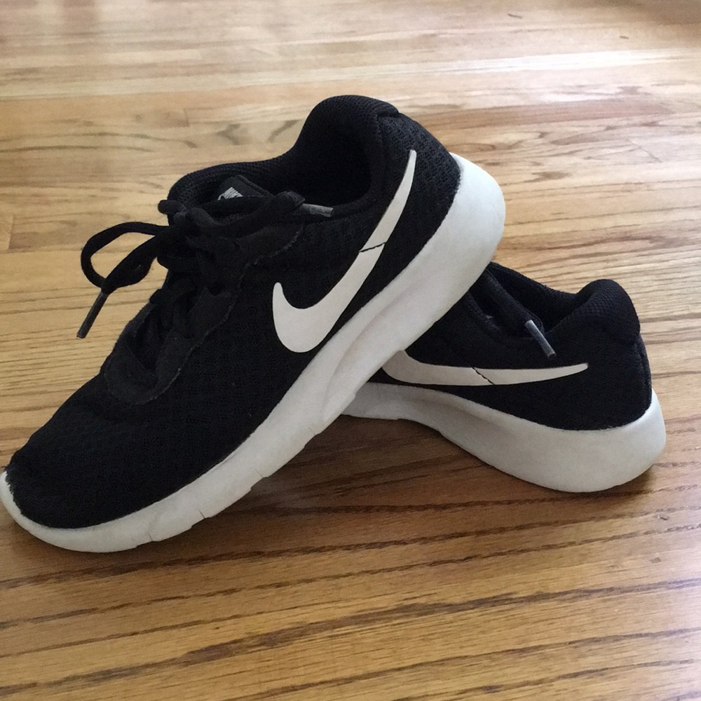 Nike Kids tennis shoes